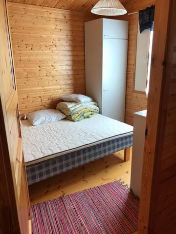 Фото номера Коттедж с 2 спальнями Дома для отпуска Hannunluhdan Lomamökit г. Karijoki 41
