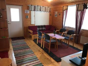 Фото номера Коттедж с 2 спальнями Дома для отпуска Hannunluhdan Lomamökit г. Karijoki 38
